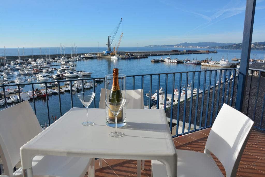 Apartaments La Catifa Now With Elevator!!! Palamós Exteriör bild