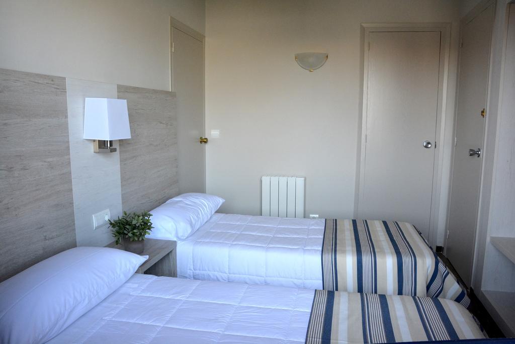 Apartaments La Catifa Now With Elevator!!! Palamós Exteriör bild